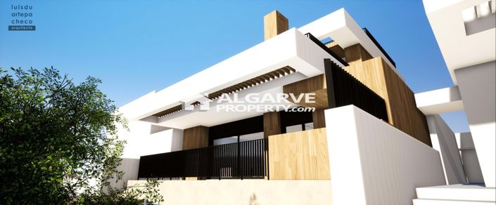 Image No.13-4 Bed Townhouse for sale