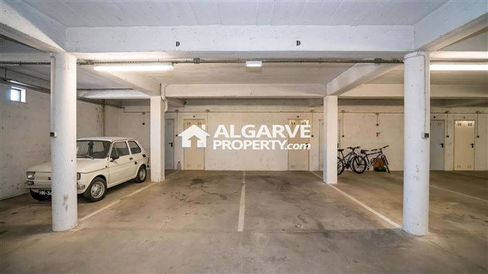 Image No.28-3 Bed Apartment for sale