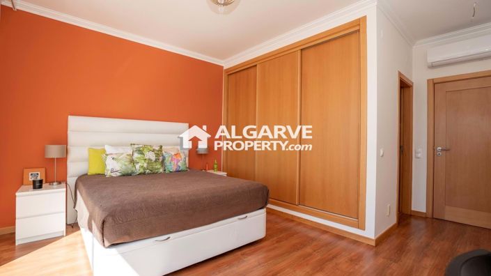 Image No.21-3 Bed Villa for sale