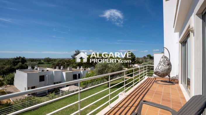 Image No.25-3 Bed Villa for sale