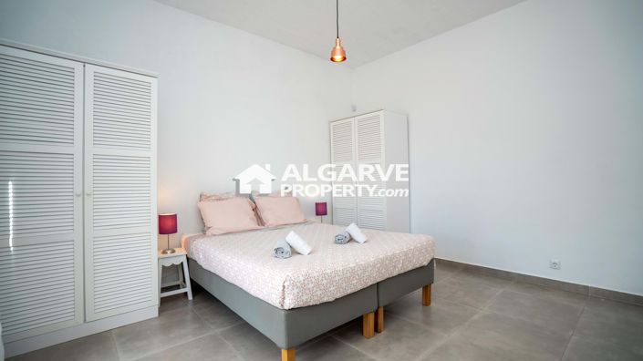 Image No.12-4 Bed Villa for sale