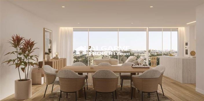 Image No.17-3 Bed Apartment for sale