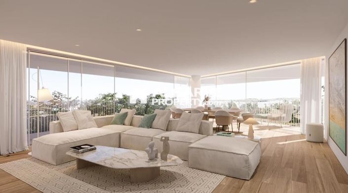 Image No.1-4 Bed Apartment for sale