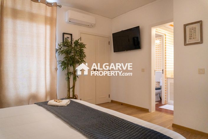 Image No.19-2 Bed Apartment for sale