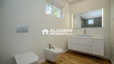 3-11671-78d1f4f8b6655591b02d22fabb36a692d73cc