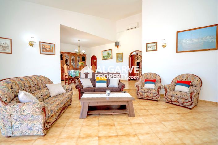 Image No.15-3 Bed Villa for sale