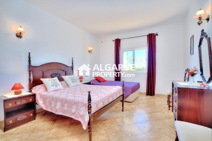 Image No.17-3 Bed Villa for sale