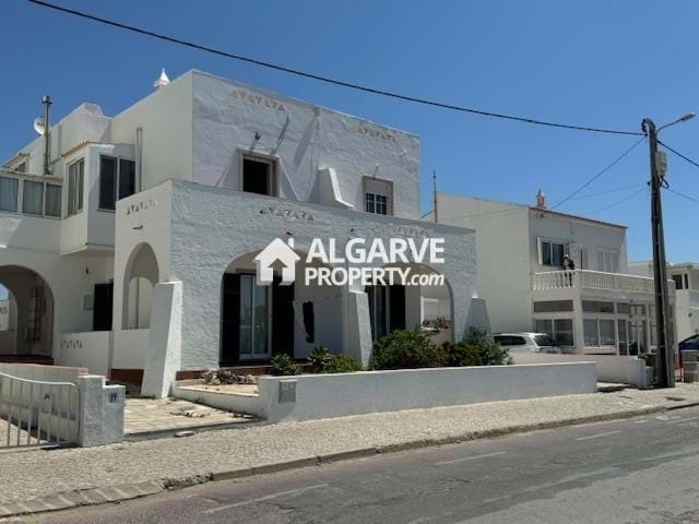 Image No.24-2 Bed Apartment for sale