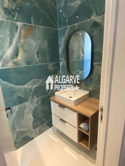 Image No.12-3 Bed Semi-Detached for sale