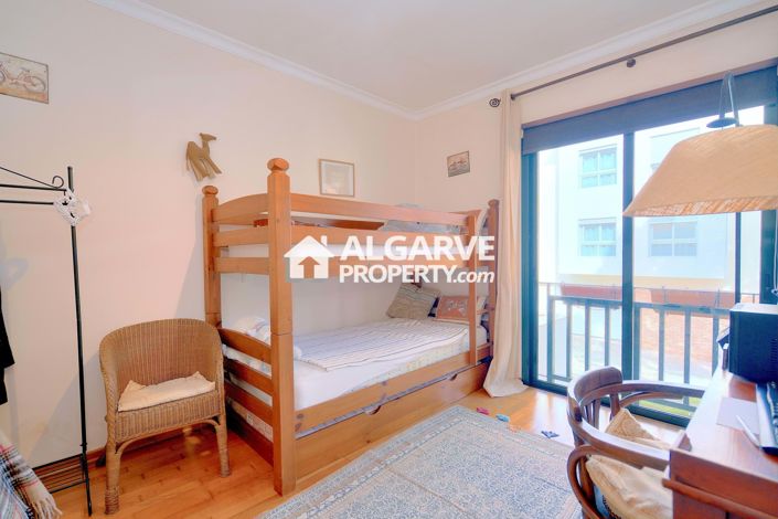 Image No.29-4 Bed Apartment for sale