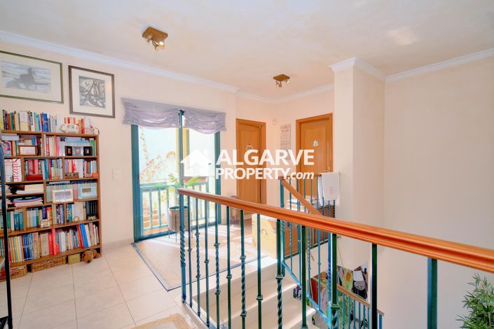 Image No.37-4 Bed Apartment for sale