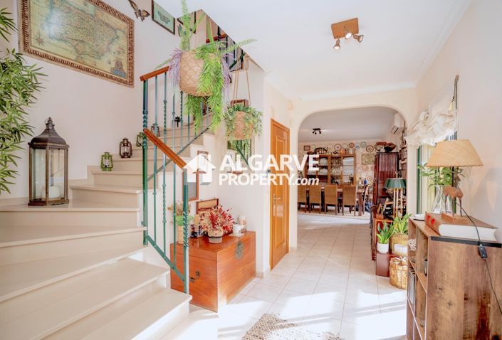 Image No.9-4 Bed Apartment for sale