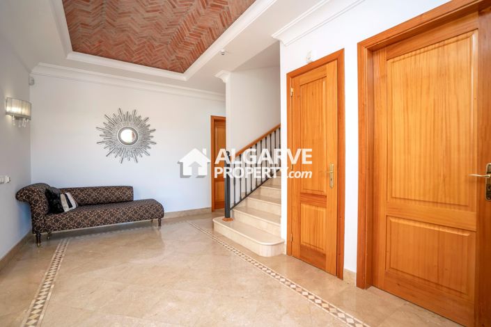 Image No.15-4 Bed Villa for sale