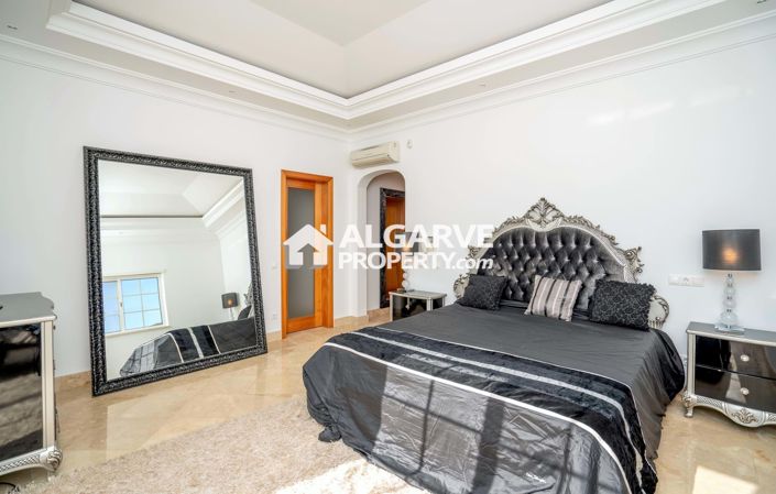 Image No.17-4 Bed Villa for sale