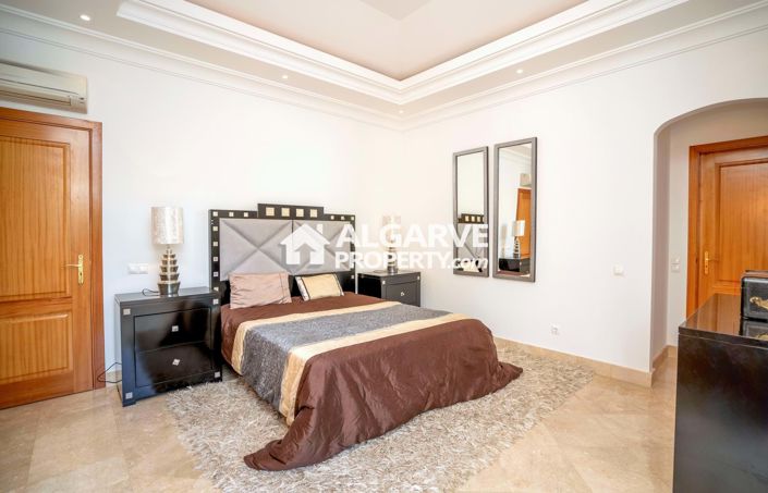 Image No.22-4 Bed Villa for sale