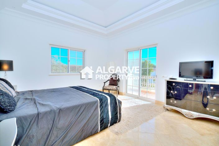 Image No.31-4 Bed Villa for sale