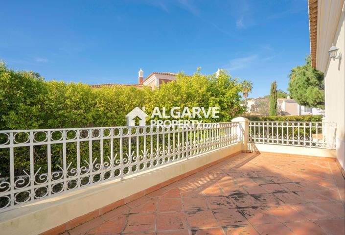 Image No.34-4 Bed Villa for sale