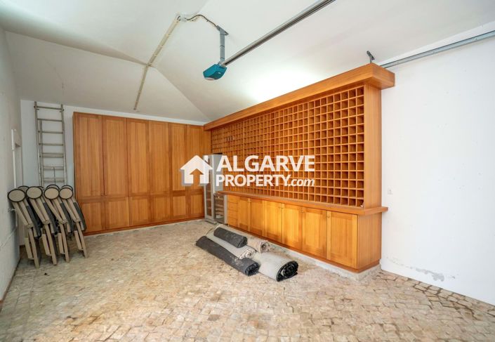 Image No.42-4 Bed Villa for sale