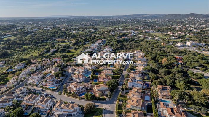 Image No.54-4 Bed Villa for sale