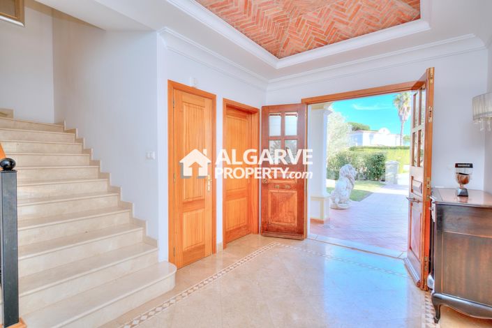 Image No.6-4 Bed Villa for sale