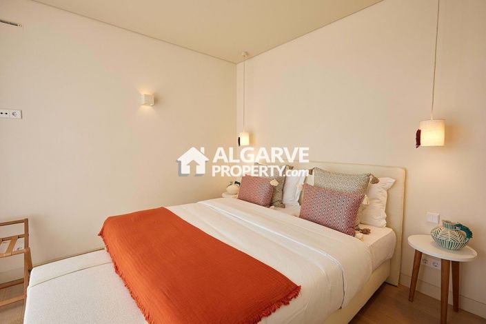 Image No.12-2 Bed Apartment for sale