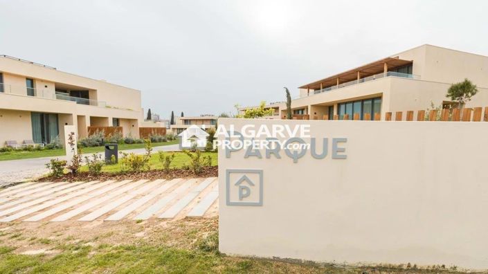 Image No.24-2 Bed Apartment for sale