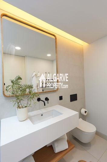 Image No.26-2 Bed Apartment for sale