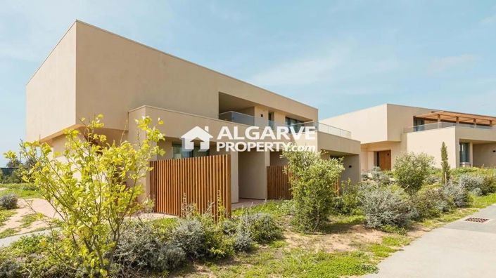 Image No.1-3 Bed Villa for sale