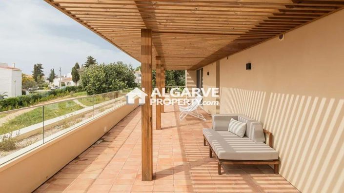 Image No.20-3 Bed Villa for sale