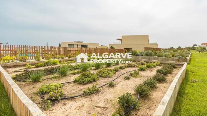 Image No.22-3 Bed Villa for sale