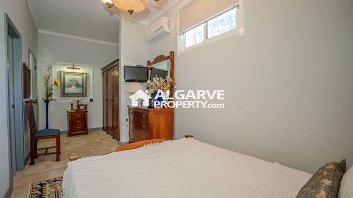 Image No.13-5 Bed Villa for sale