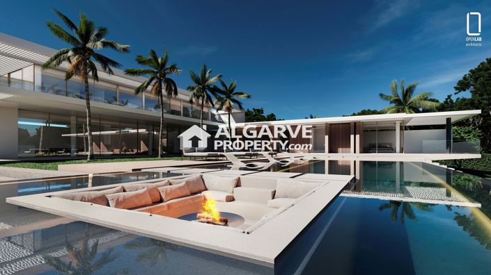 Image No.1-8 Bed Villa for sale