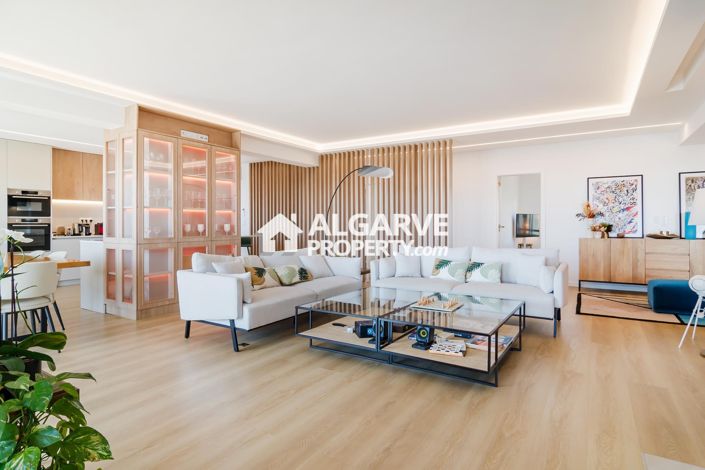 Image No.11-5 Bed Apartment for sale