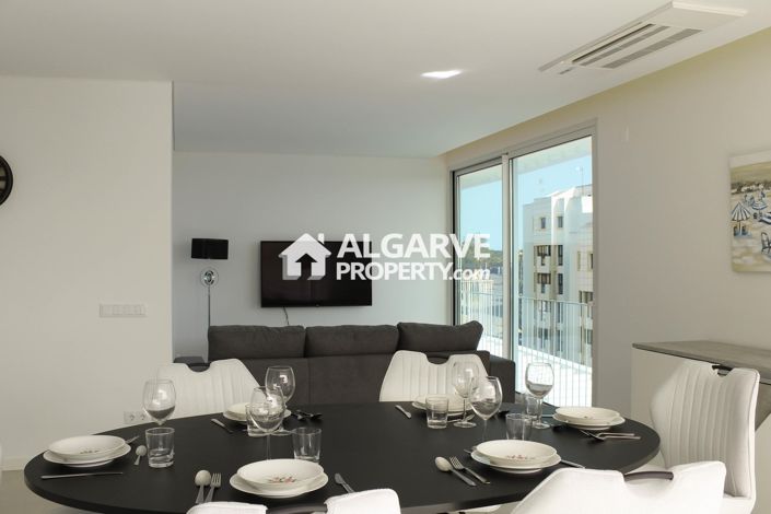 Image No.22-3 Bed Apartment for sale