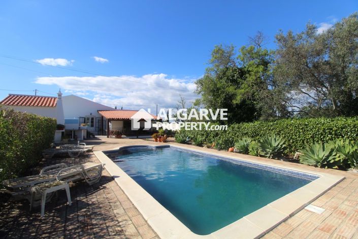 Image No.1-4 Bed Villa for sale