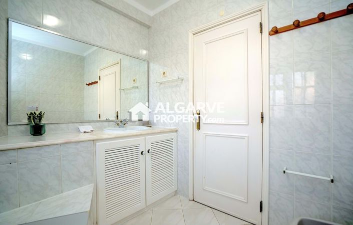 Image No.13-7 Bed Villa for sale