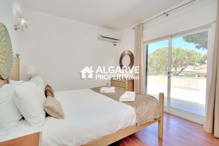 Image No.24-7 Bed Villa for sale