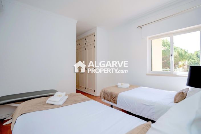 Image No.7-7 Bed Villa for sale