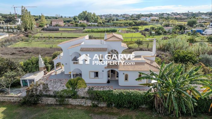 Image No.30-8 Bed Villa for sale