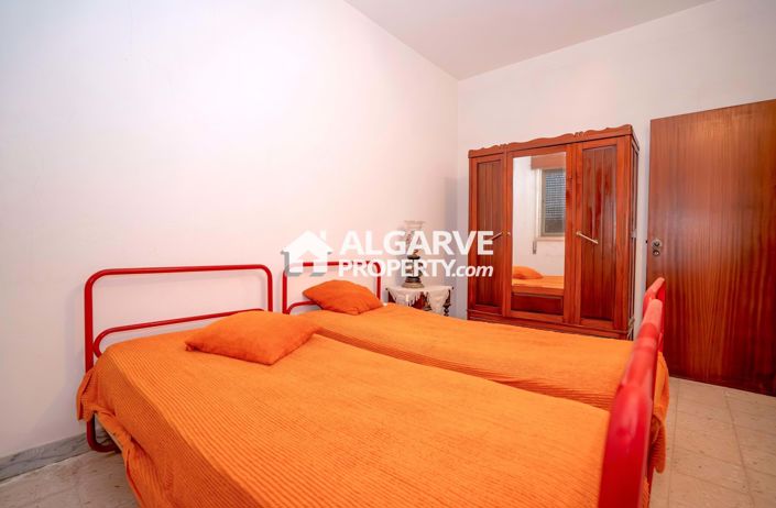 Image No.35-8 Bed Villa for sale