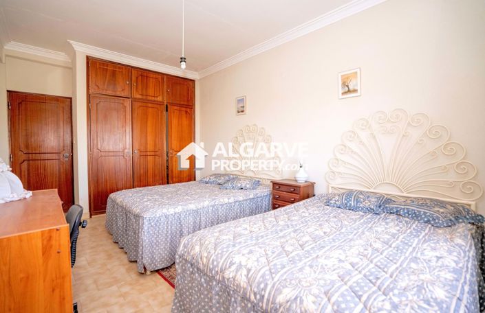 Image No.47-8 Bed Villa for sale