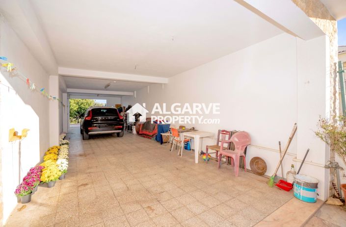 Image No.54-8 Bed Villa for sale