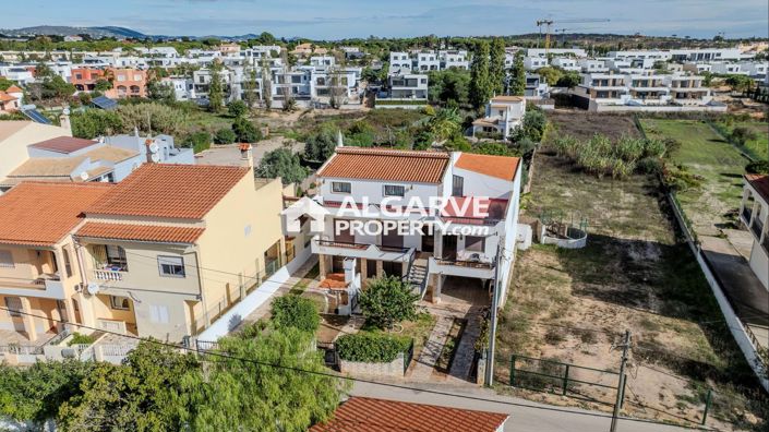 Image No.57-8 Bed Villa for sale