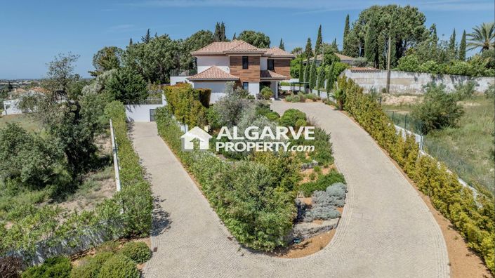 Image No.27-4 Bed Villa for sale