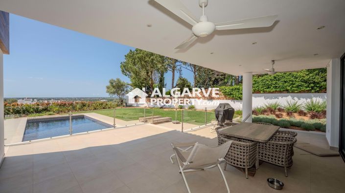 Image No.30-4 Bed Villa for sale