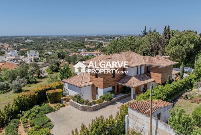 Image No.52-4 Bed Villa for sale