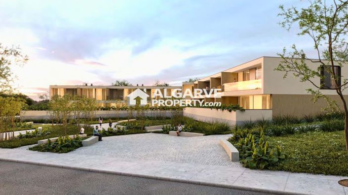 Image No.8-3 Bed Townhouse for sale