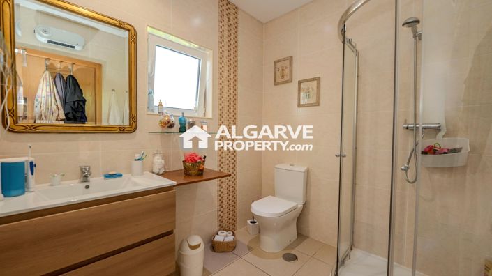 Image No.23-5 Bed Villa for sale