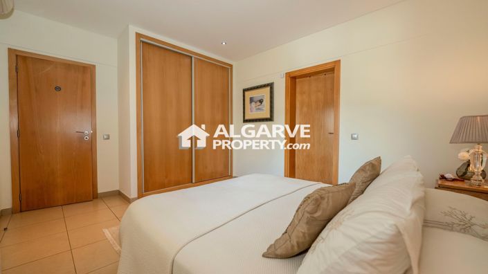 Image No.26-5 Bed Villa for sale