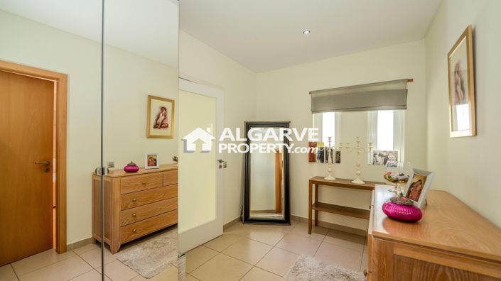 Image No.27-5 Bed Villa for sale